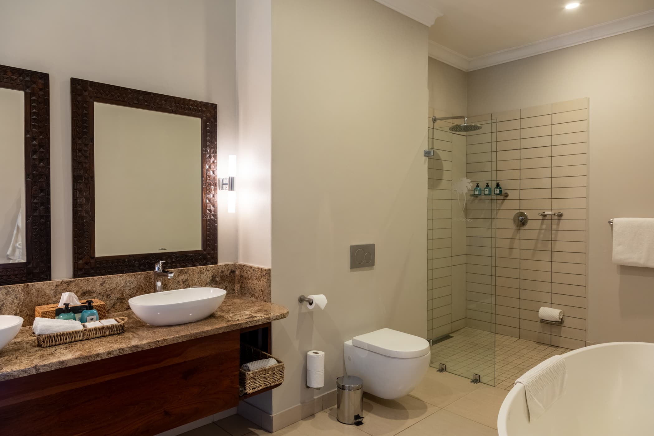 Executive Suites - Image 7